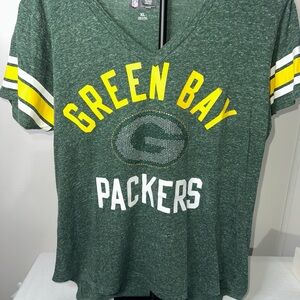 NFL Team Apparel Women's Green V-Neck T-Shirt